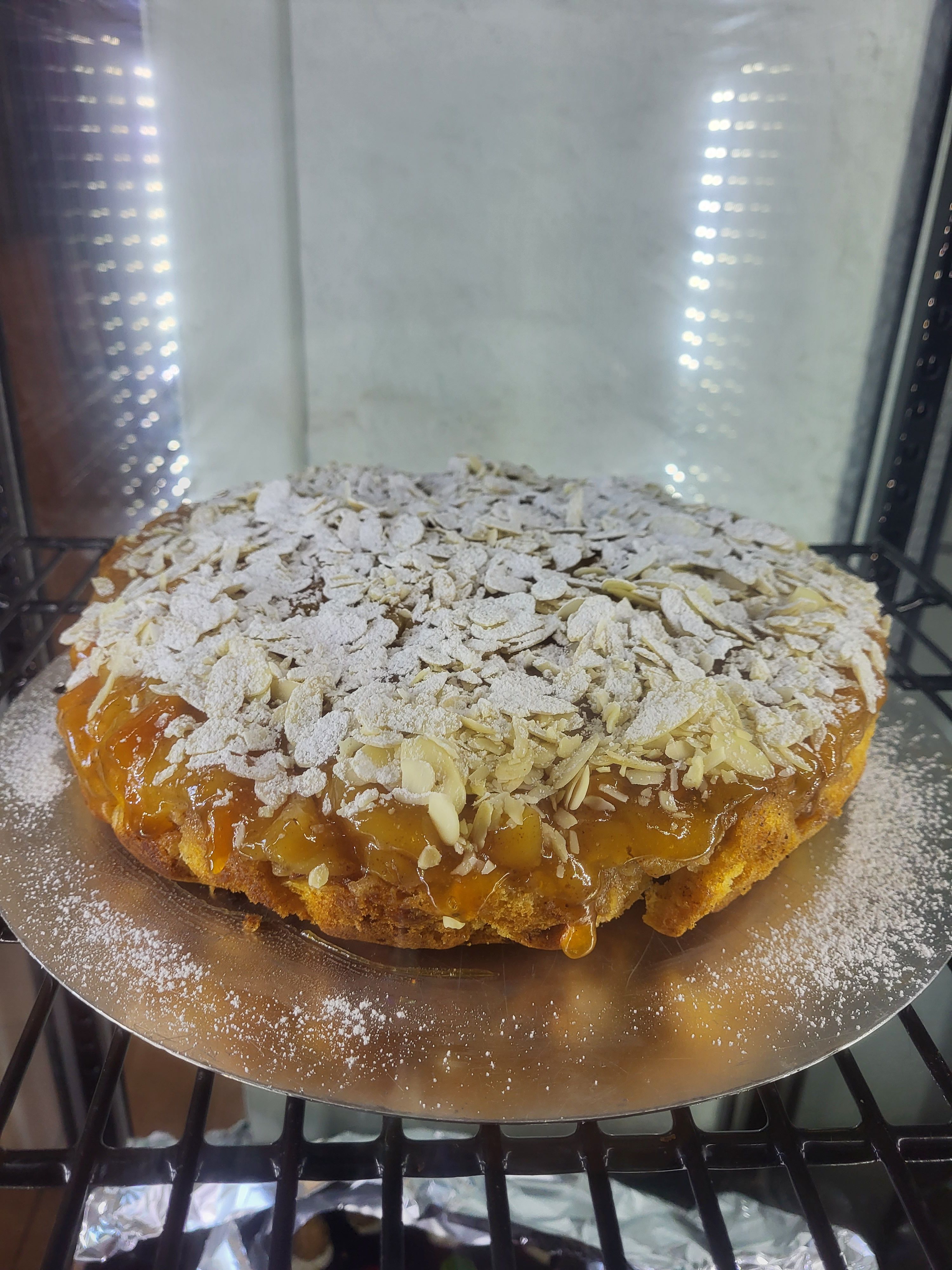 Ganzer Apfelkuchen